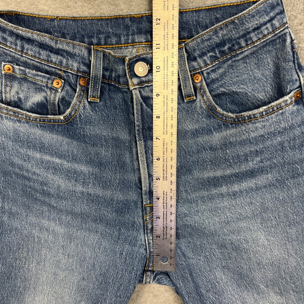 Levi Jeans Womens 25x30 Blue 501 Straight Leg Button Fly Denim Medium Wash - Picture 13 of 13